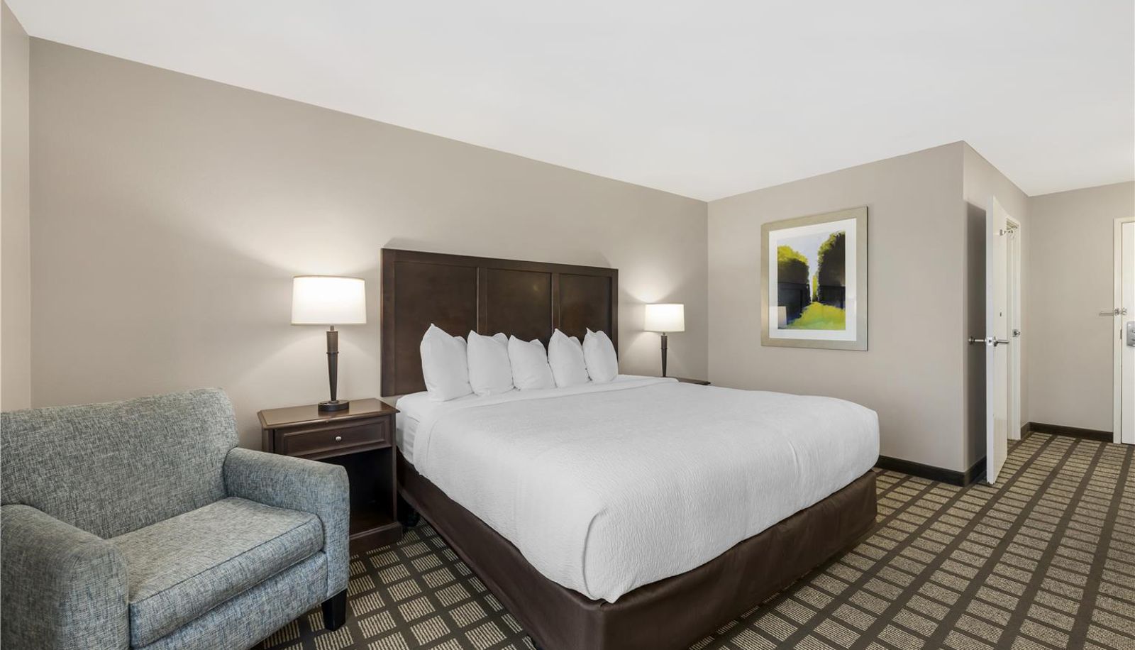 Camera - Best Western North Bryant Inn