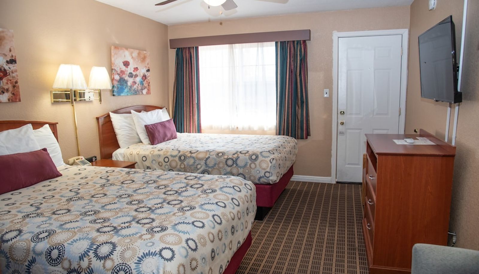 Apartment - Esquire Inn