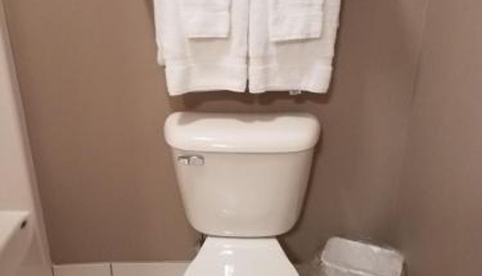 Bathroom - Okoboji Inn & Suites