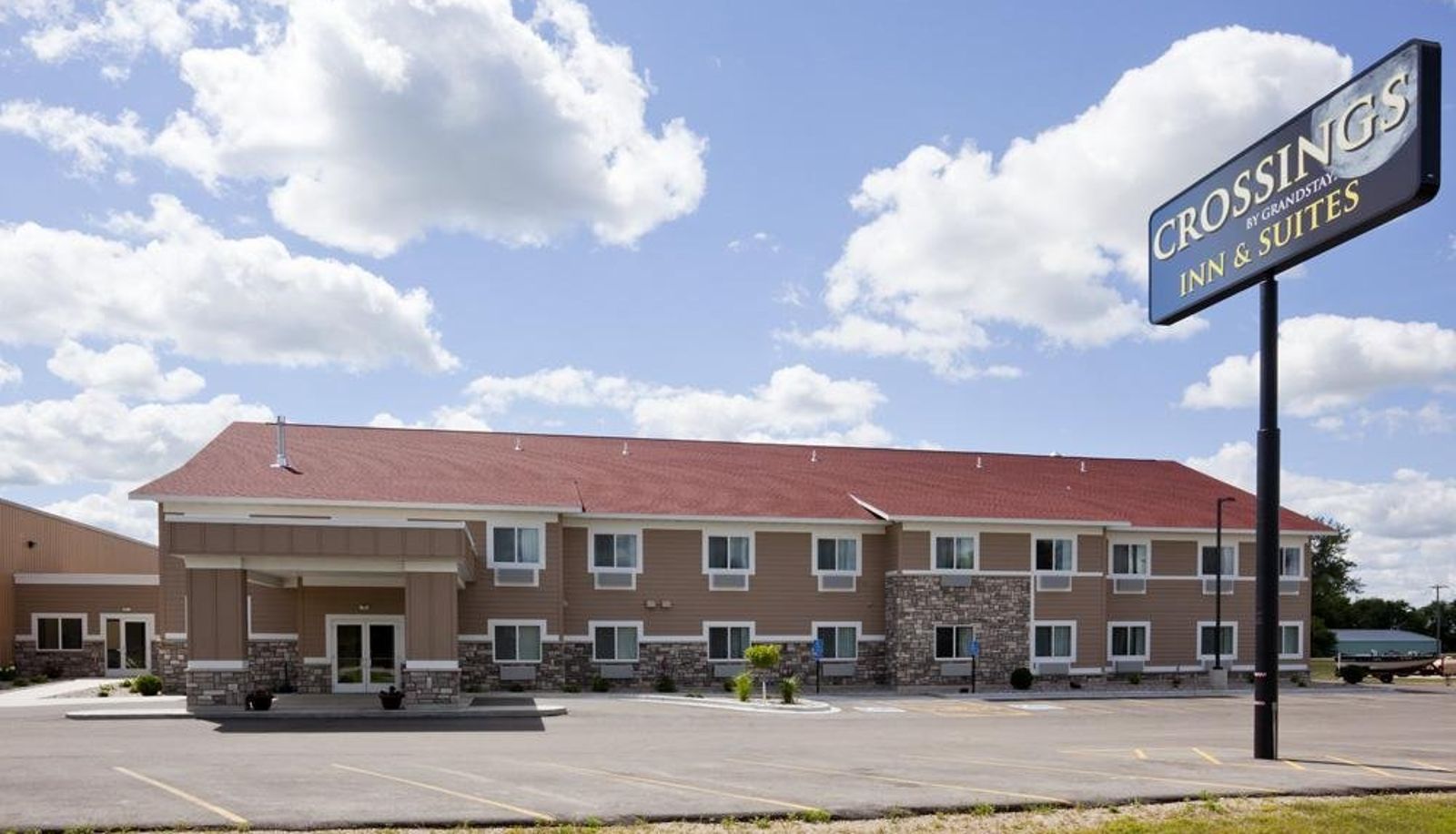 Buitenaanzicht - GrandStay Hotel Parkers Prairi