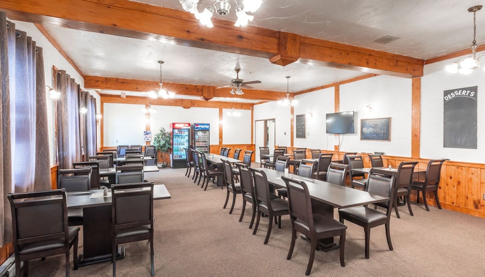 Restaurant - Englehart Inn