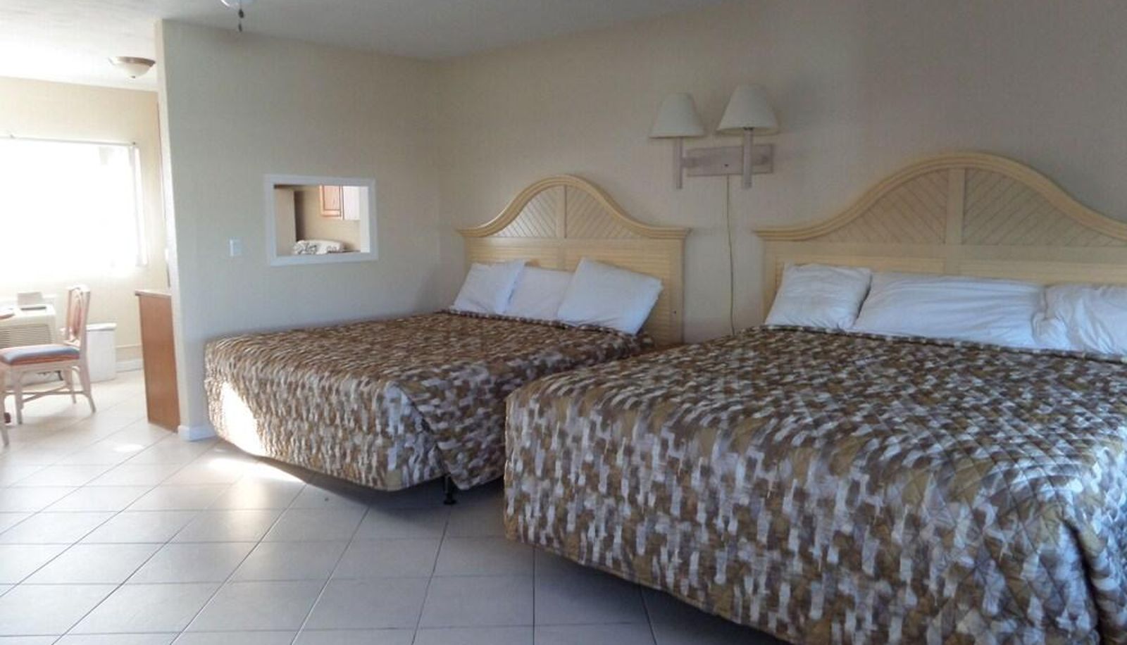 Apartment - Daytona Shores Inn and Suites