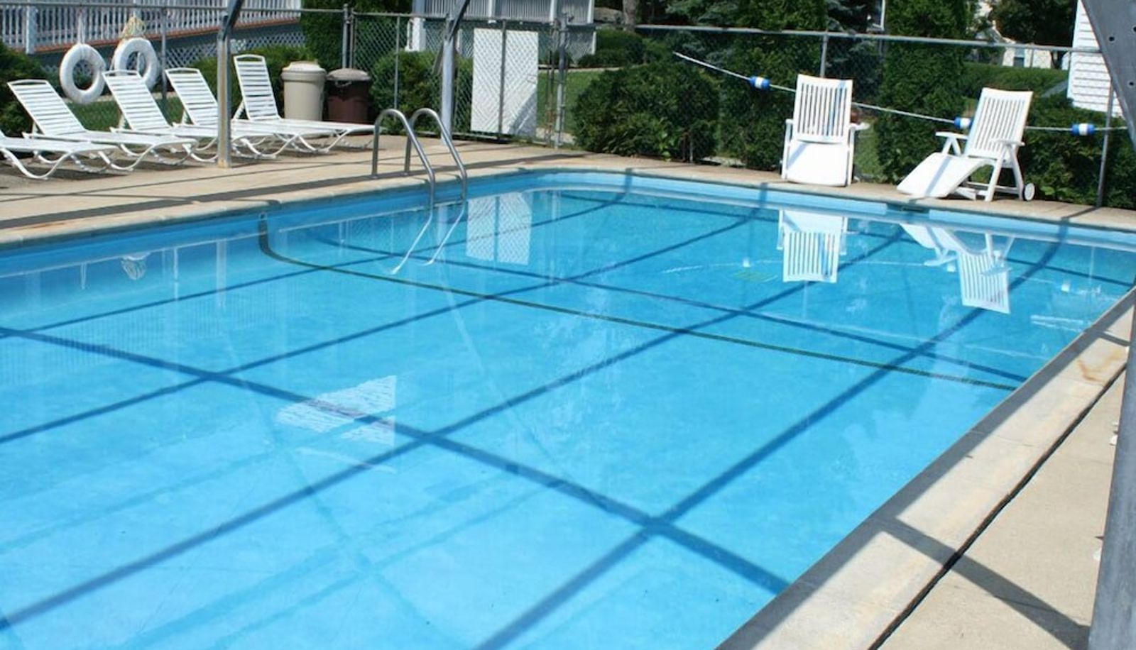 Piscina - Edelweiss Lodge