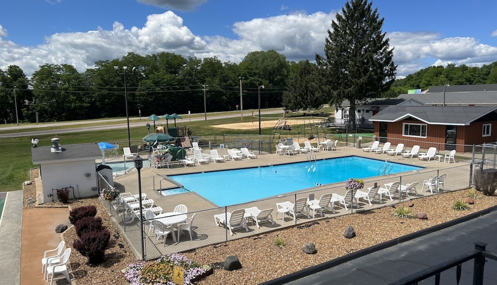 Pool - All Star Inn & Suites