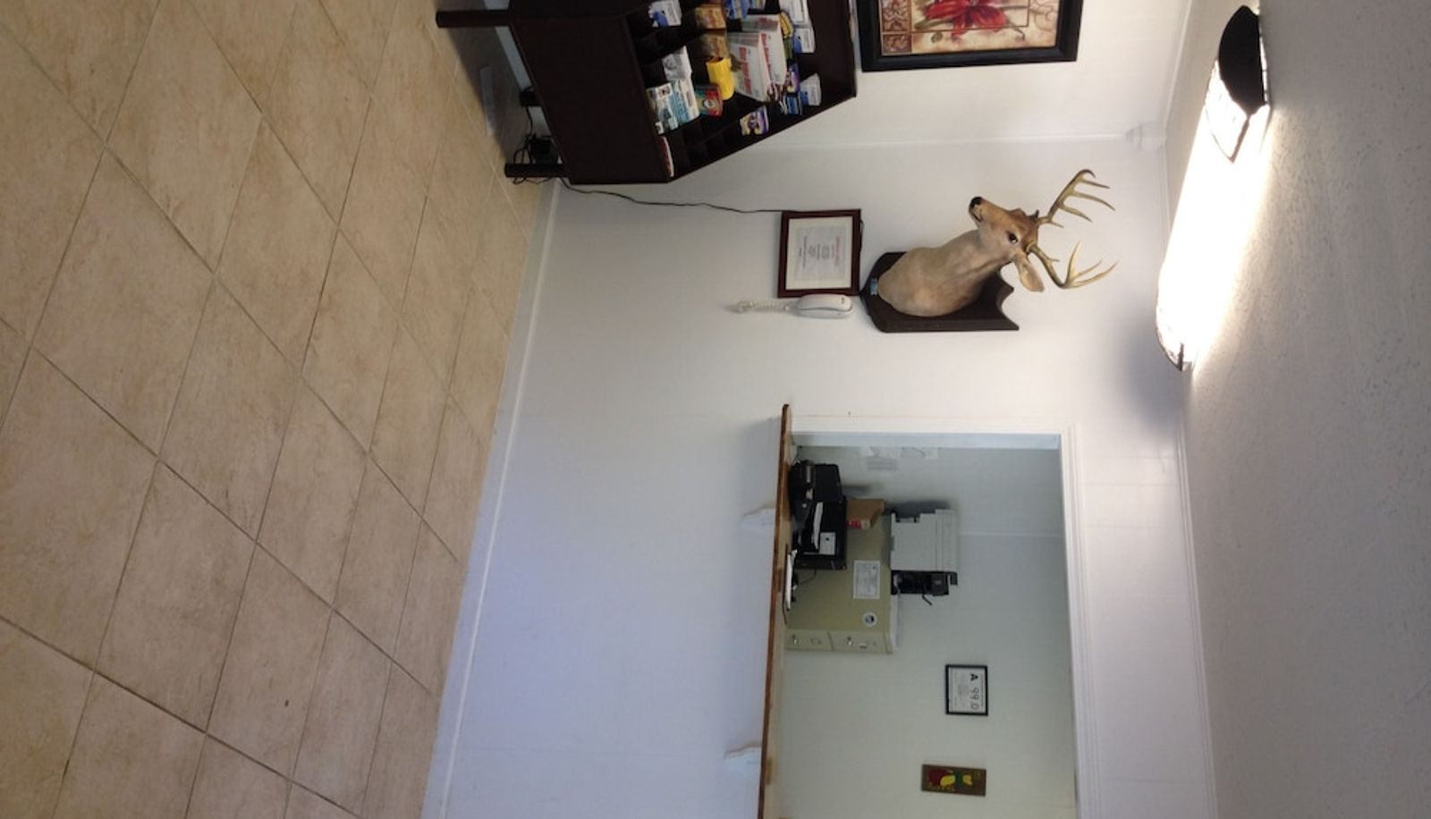 Reception - Travelowe's Motel