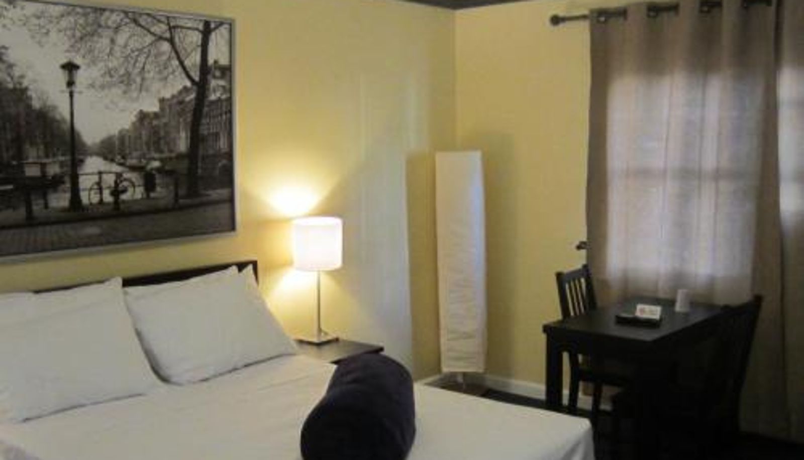 Kamer - Central Motel Courtyard