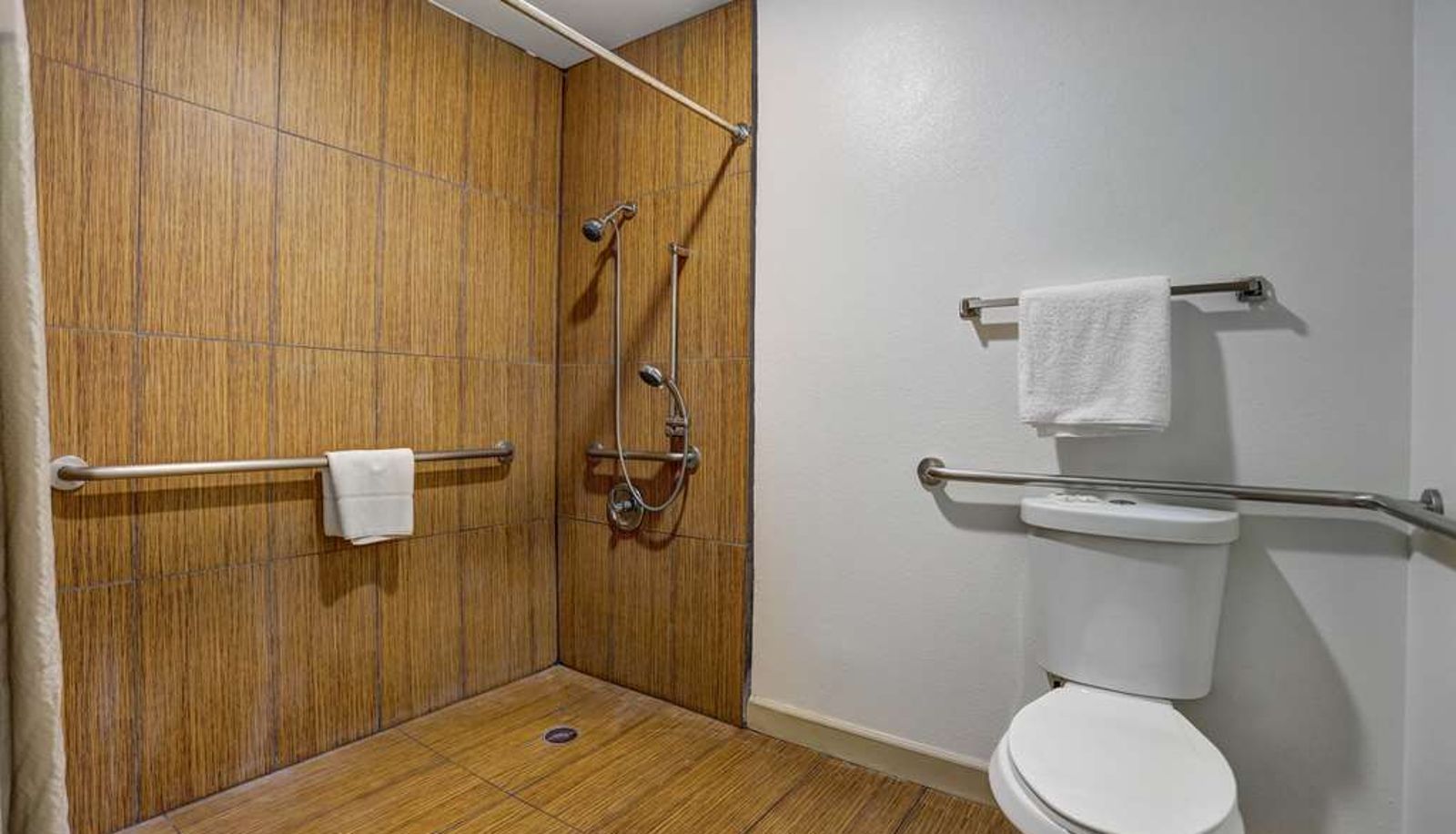 Room - Motel 6 Anderson Redding Airport