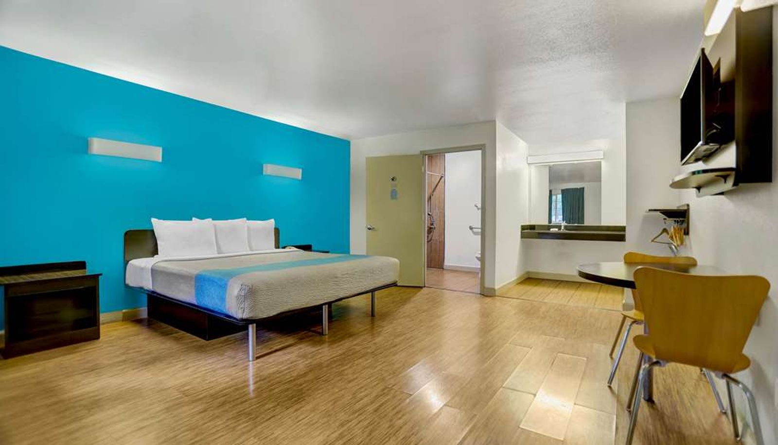 Room - Motel 6 Anderson Redding Airport