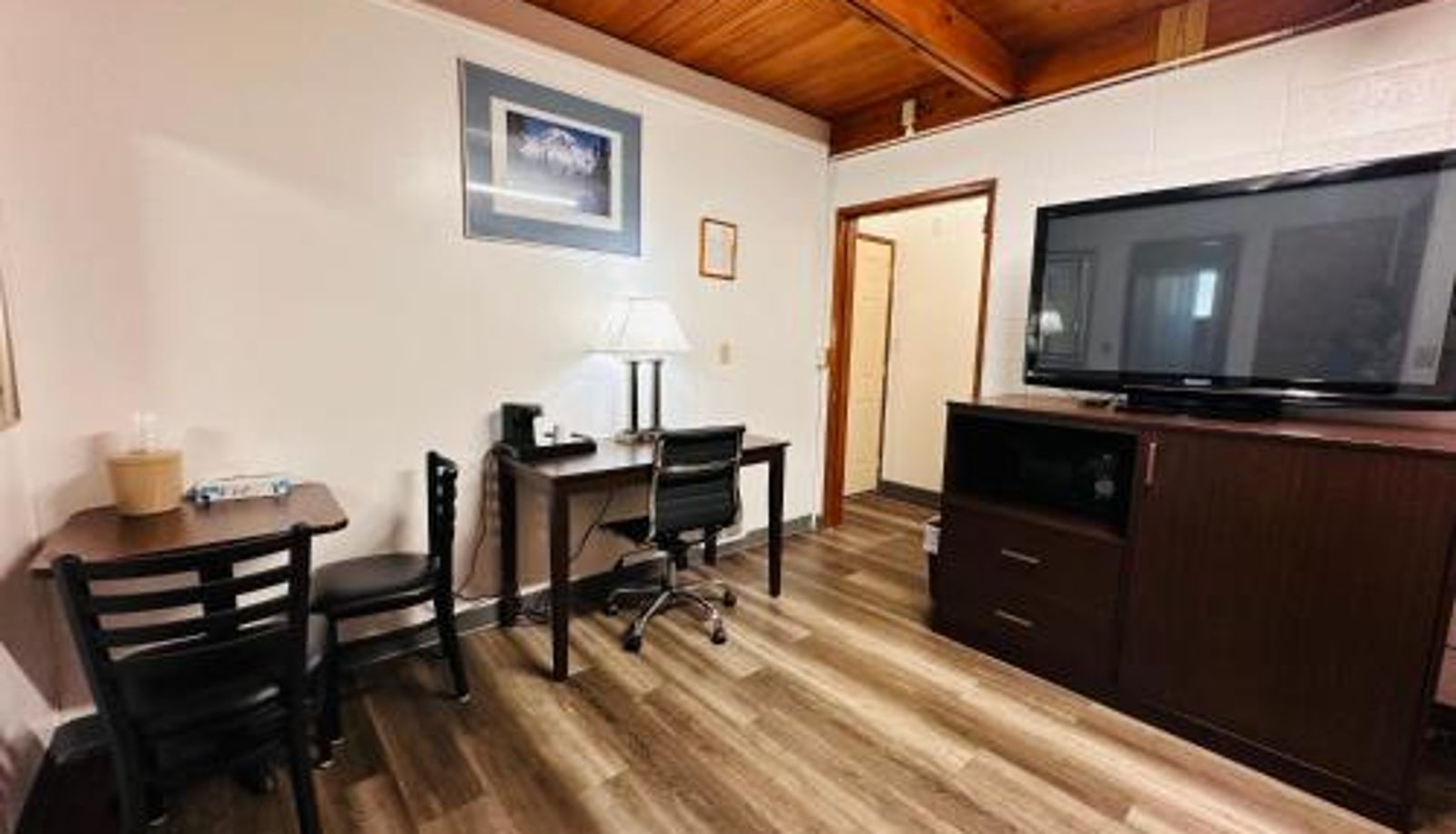 Info - Anchor Inn Motel by Loyalty