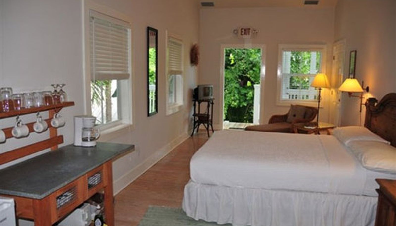 Room - The Key West Hotel
