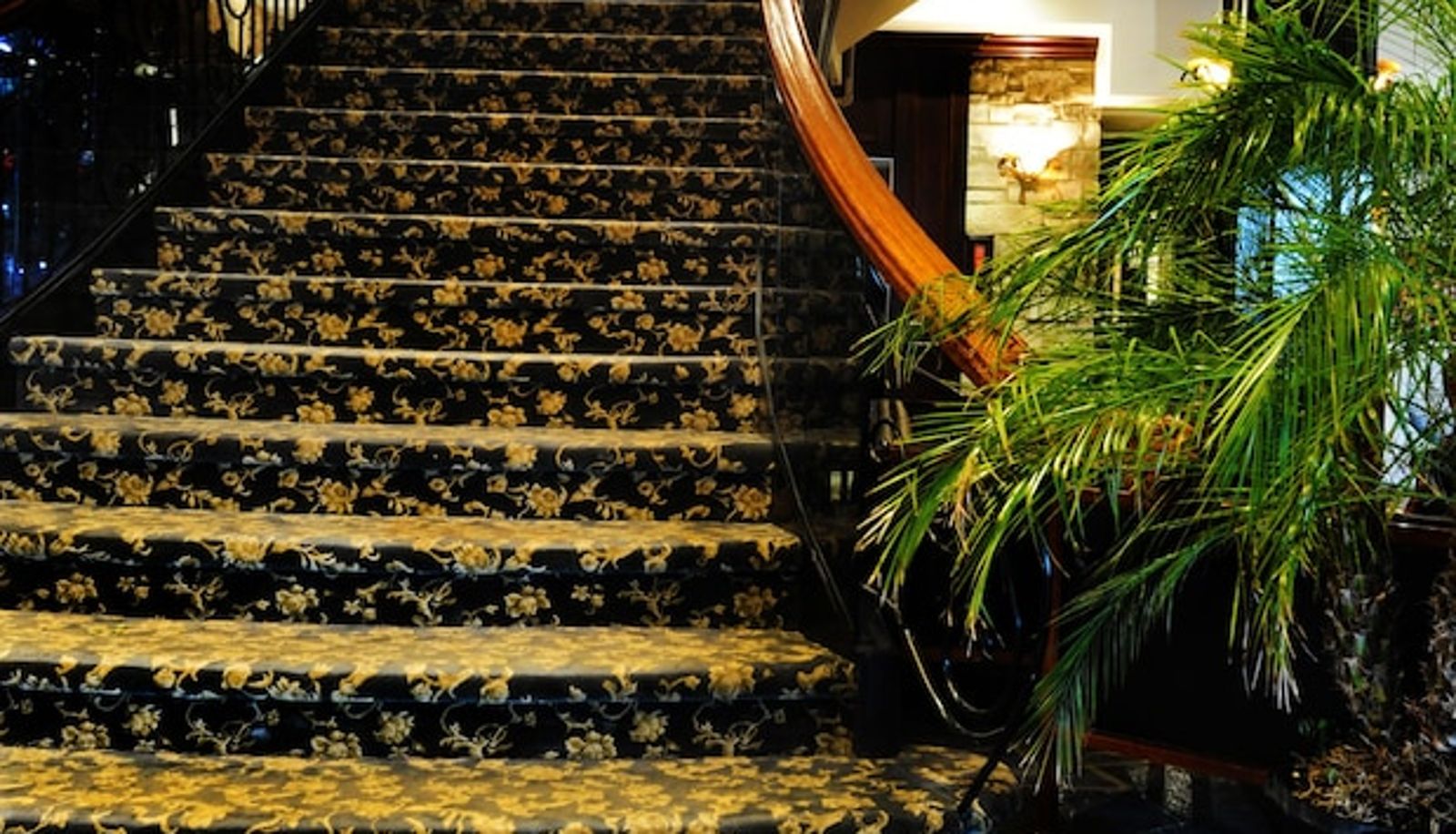 Hall - Stone Mill Inn