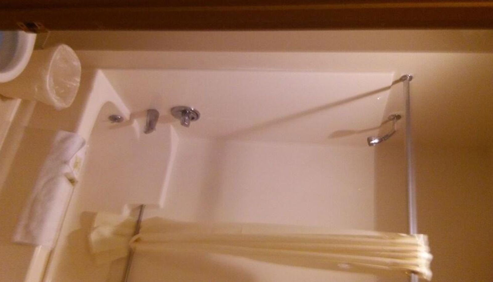 Standard room - Malibu Inn