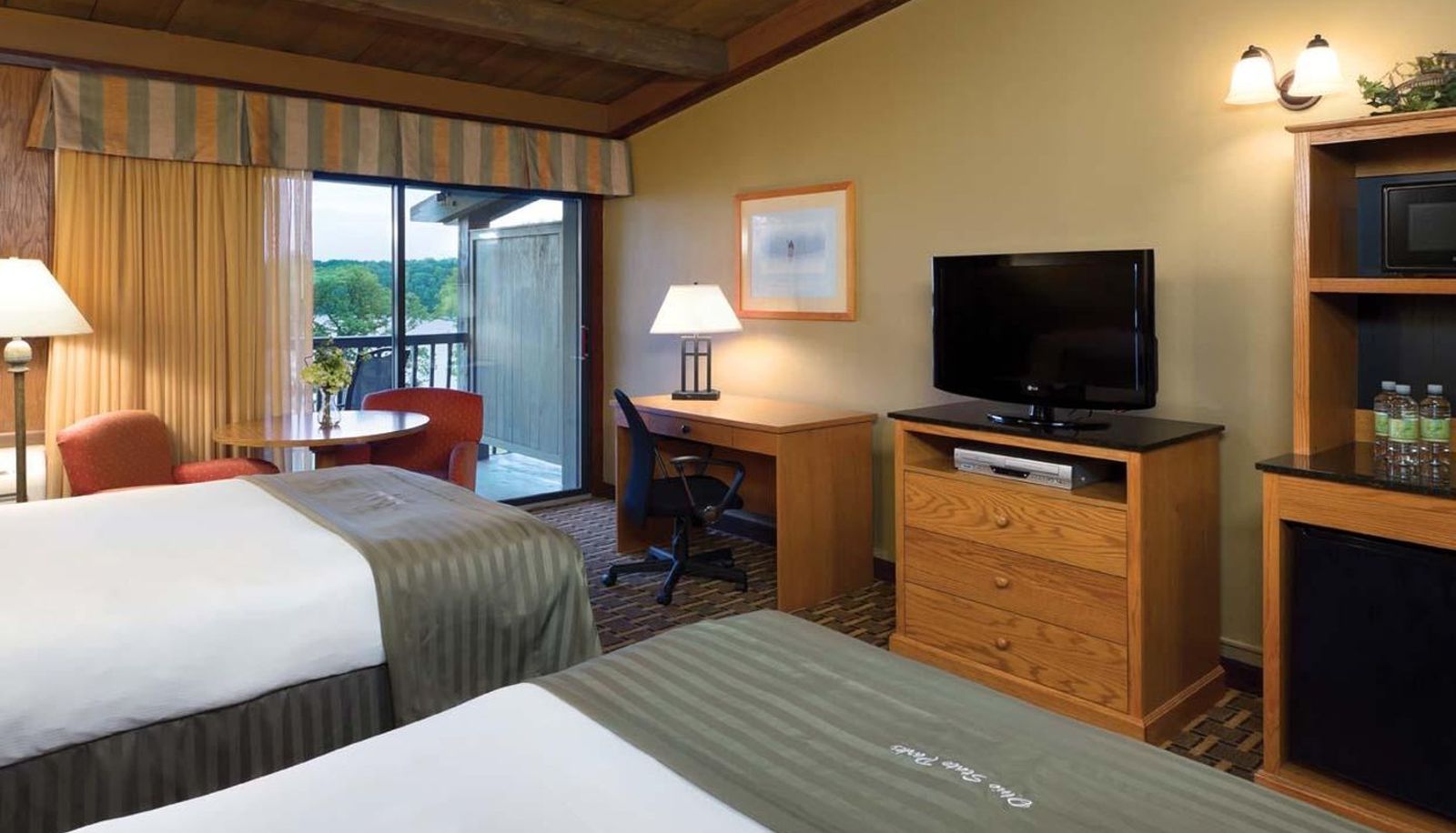 Zimmer - Hueston Woods Lodge & Conference Center