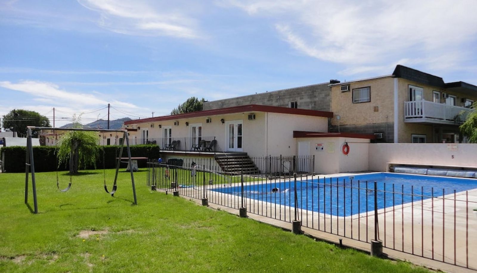 Piscine - Falcon Resort