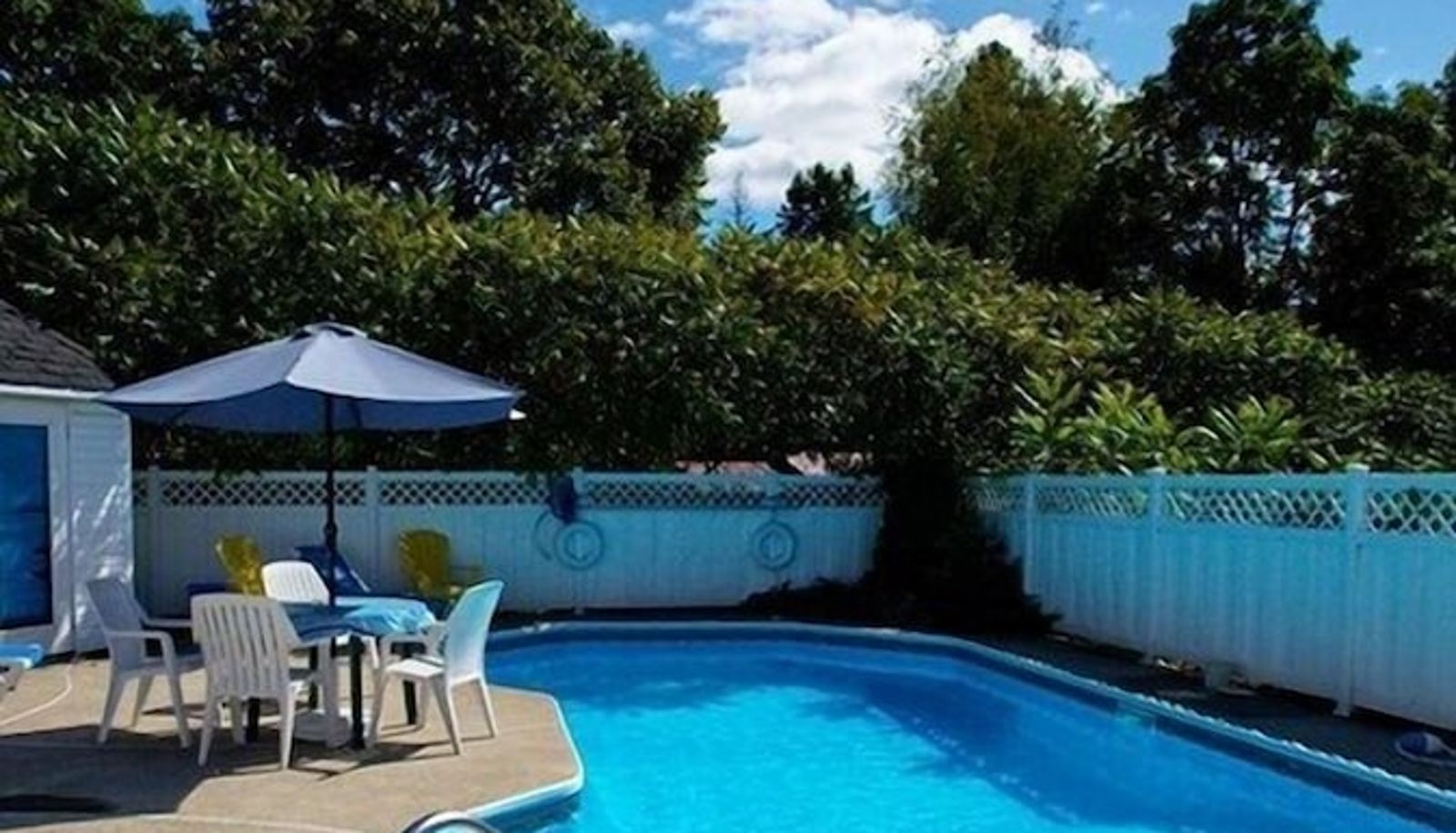 Pool - Motel des Pentes et Suites