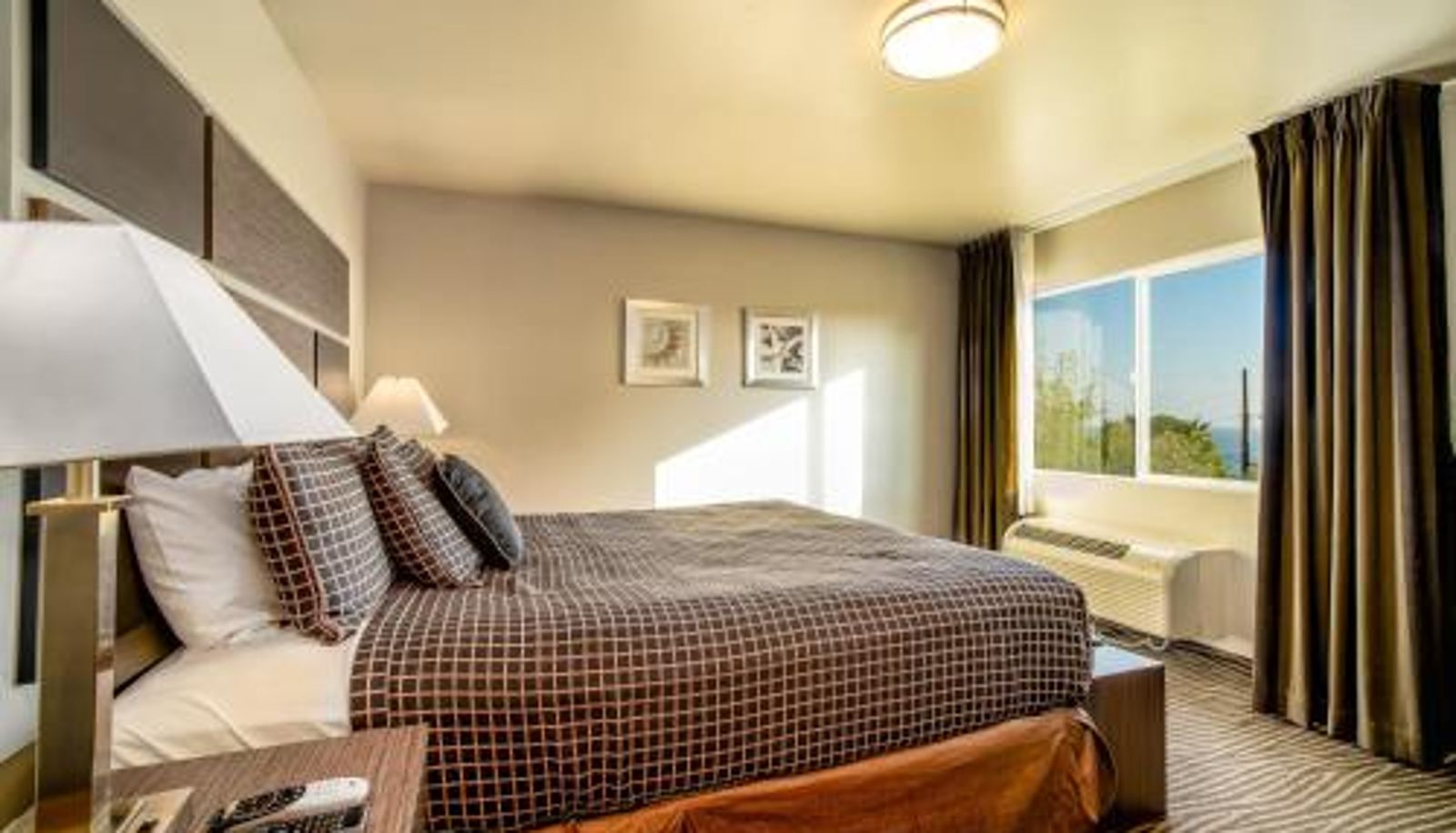Chambre - Crescent Bay Inn