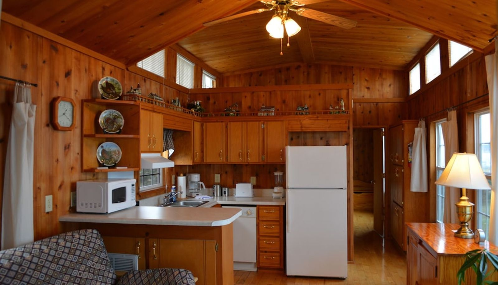 Info - Black Walnut Point Inn