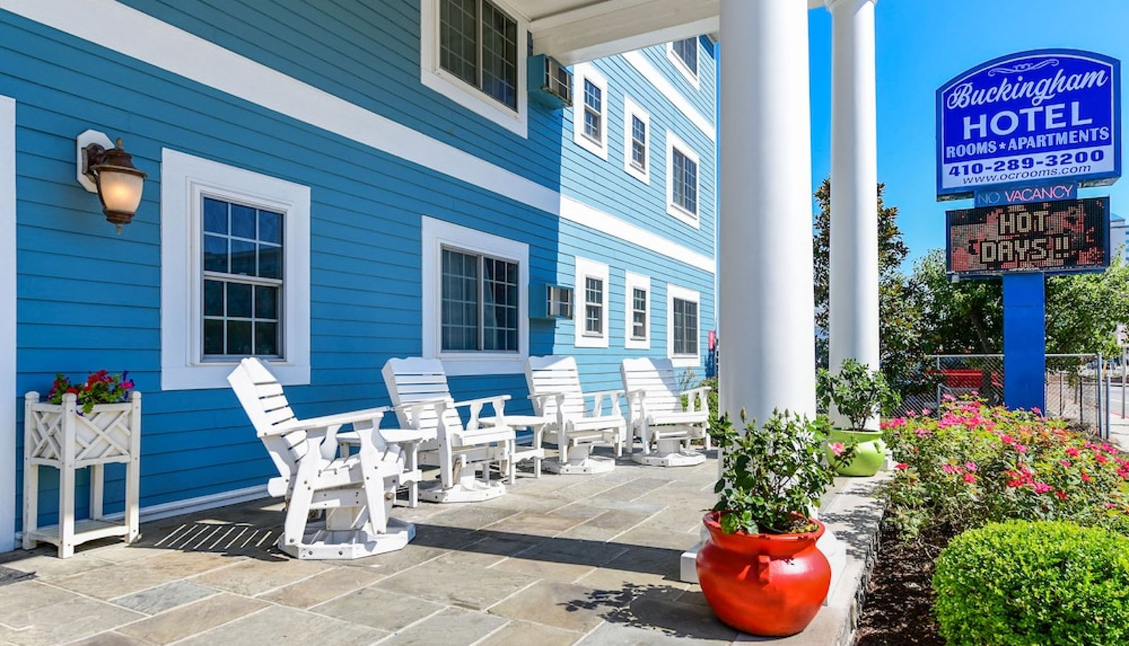 Terrasse - Commander Beach House Hotel