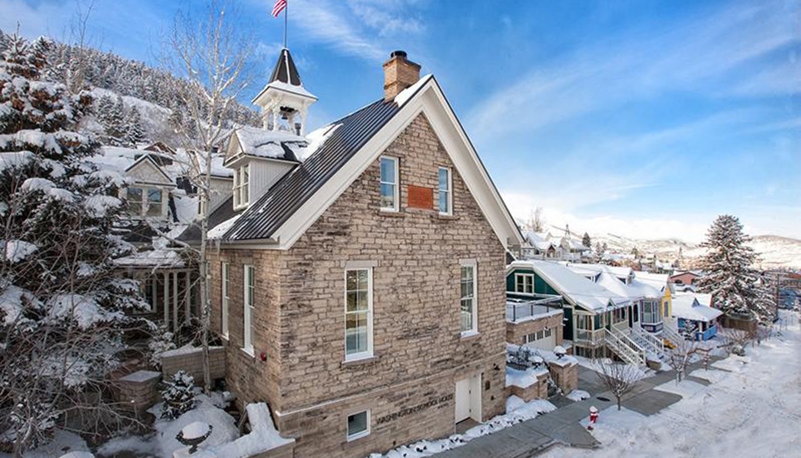 Exterior view - Washington School House