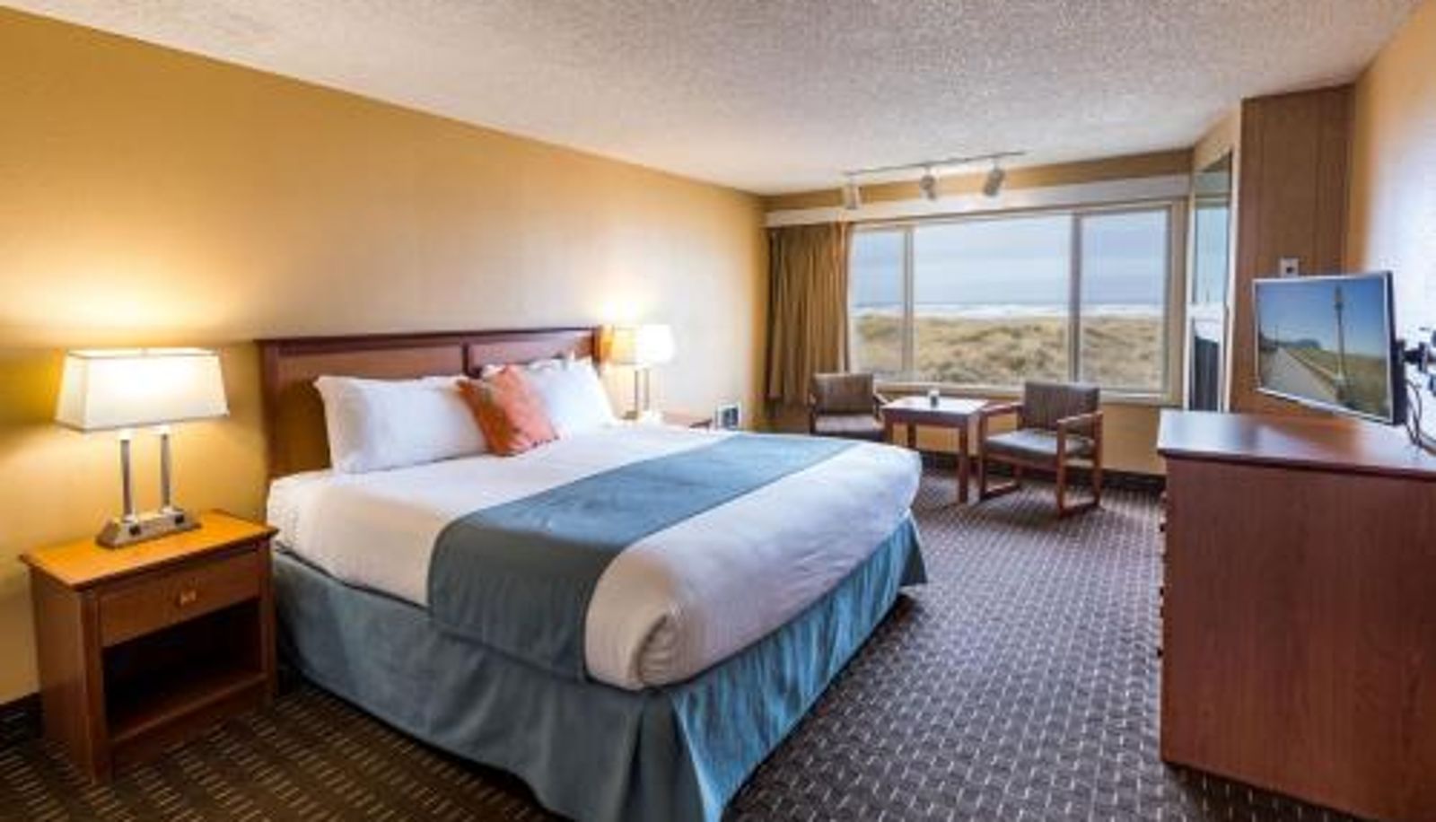 Info - Ebb Tide Oceanfront Inn