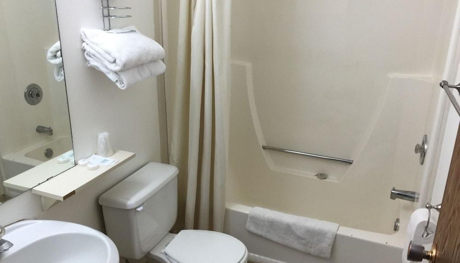 Apartment - Voyageur Motel