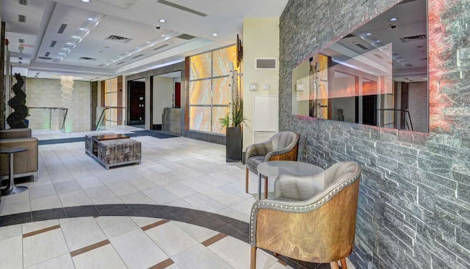 Hall - Bombay Suites Mississauga