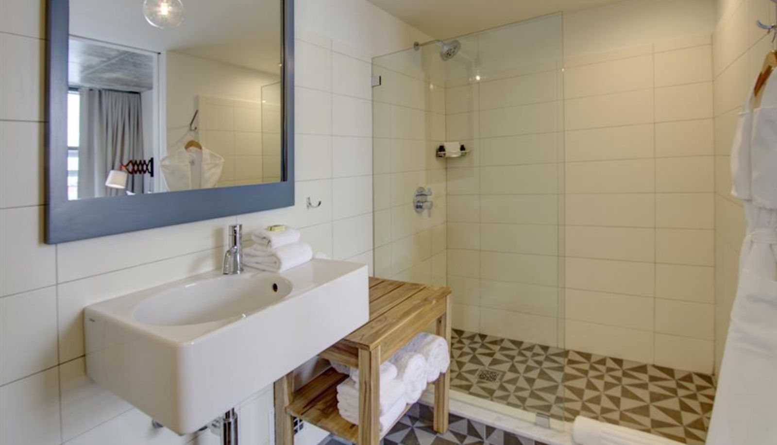 Room - The Boro Hotel