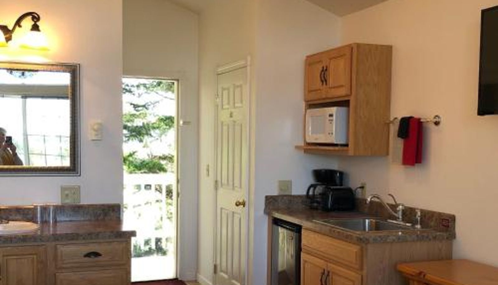 Standard room - The Landmark Inn