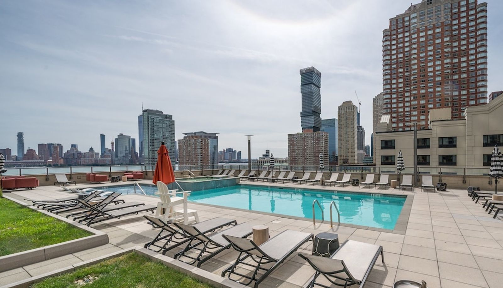 Zwembad - Global Luxury Suites Downtown Jersey City