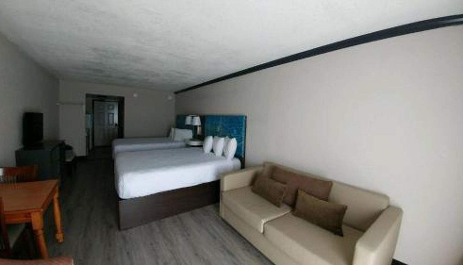 Suite - Garden City Inn