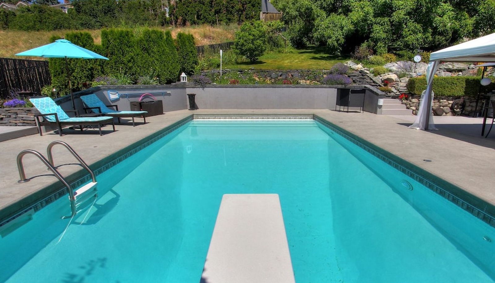 Pool - Le Chateau du Lac