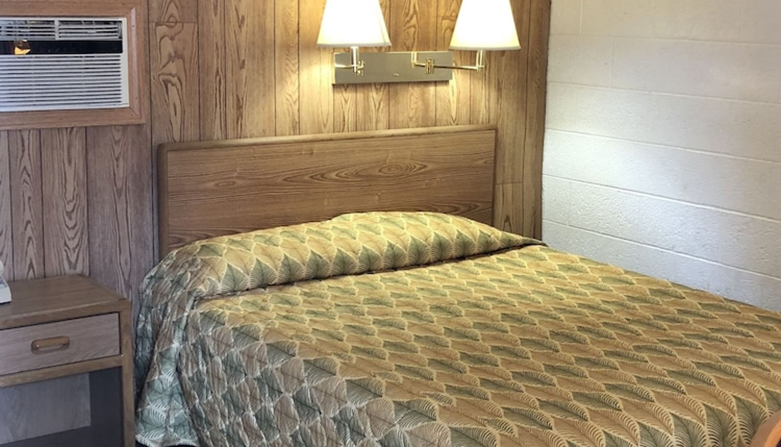 Standard room - Sun 'N Snow Hotel