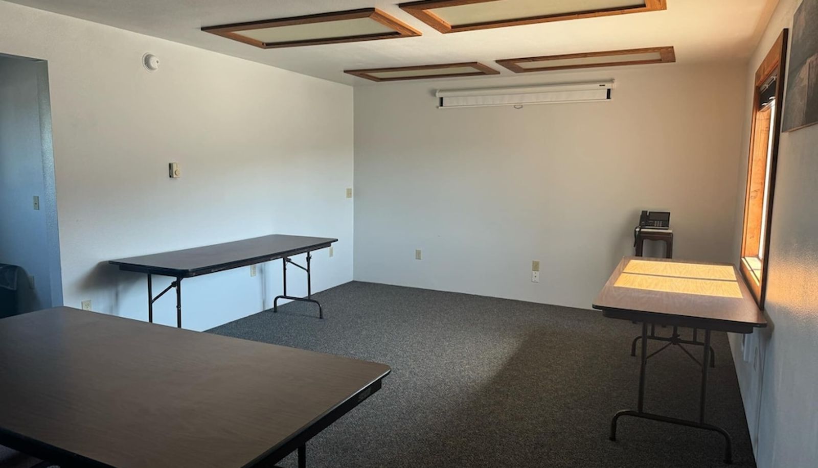 Meeting room - Sunset Oceanfront Lodging