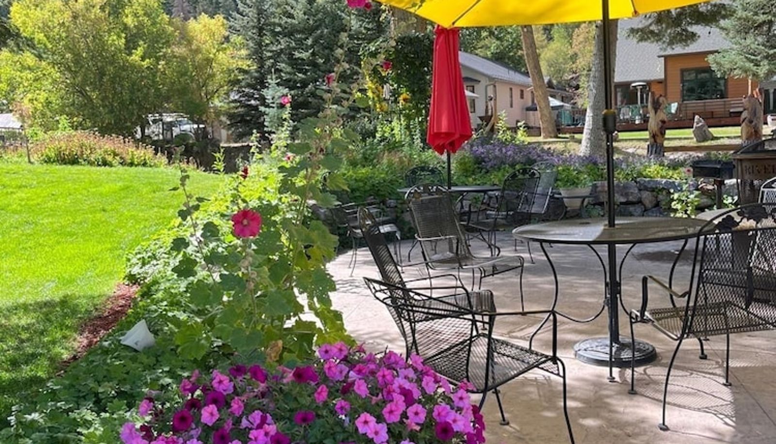 Garten - The River's Edge Motel Lodge & Resort