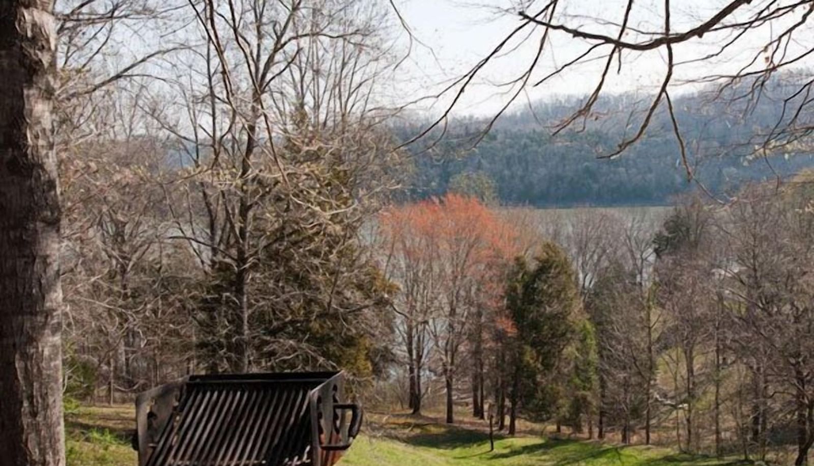 Taras - Lakeside Resort-Lakeside Cabins