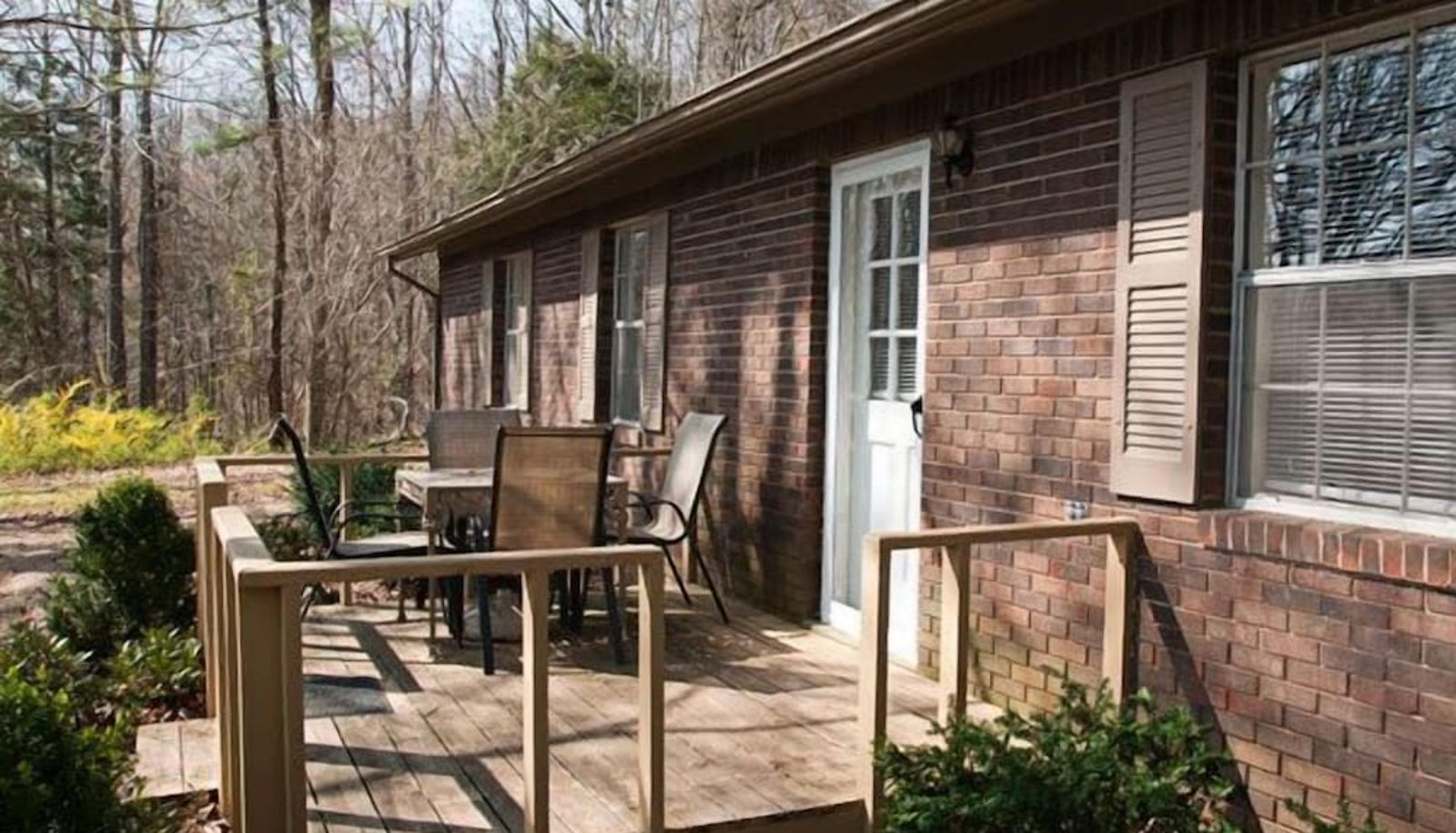 Informacje - Lakeside Resort-Lakeside Cabins