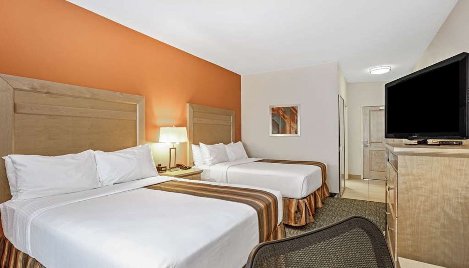 Zimmer - La Quinta Inn & Suites by Wyndham Grand Forks
