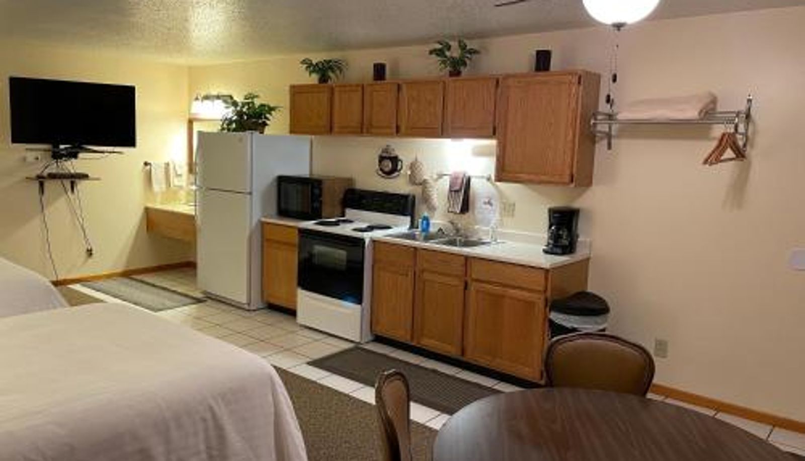 Kitchen area in the room - Whitetail Creek Resort