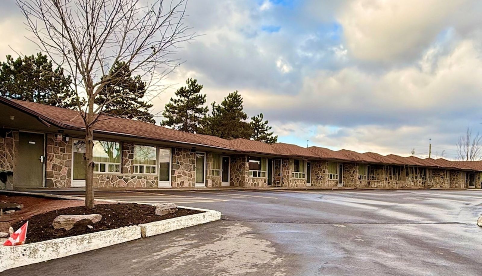 Buitenruimte van het hotel - Vaughan Inn
