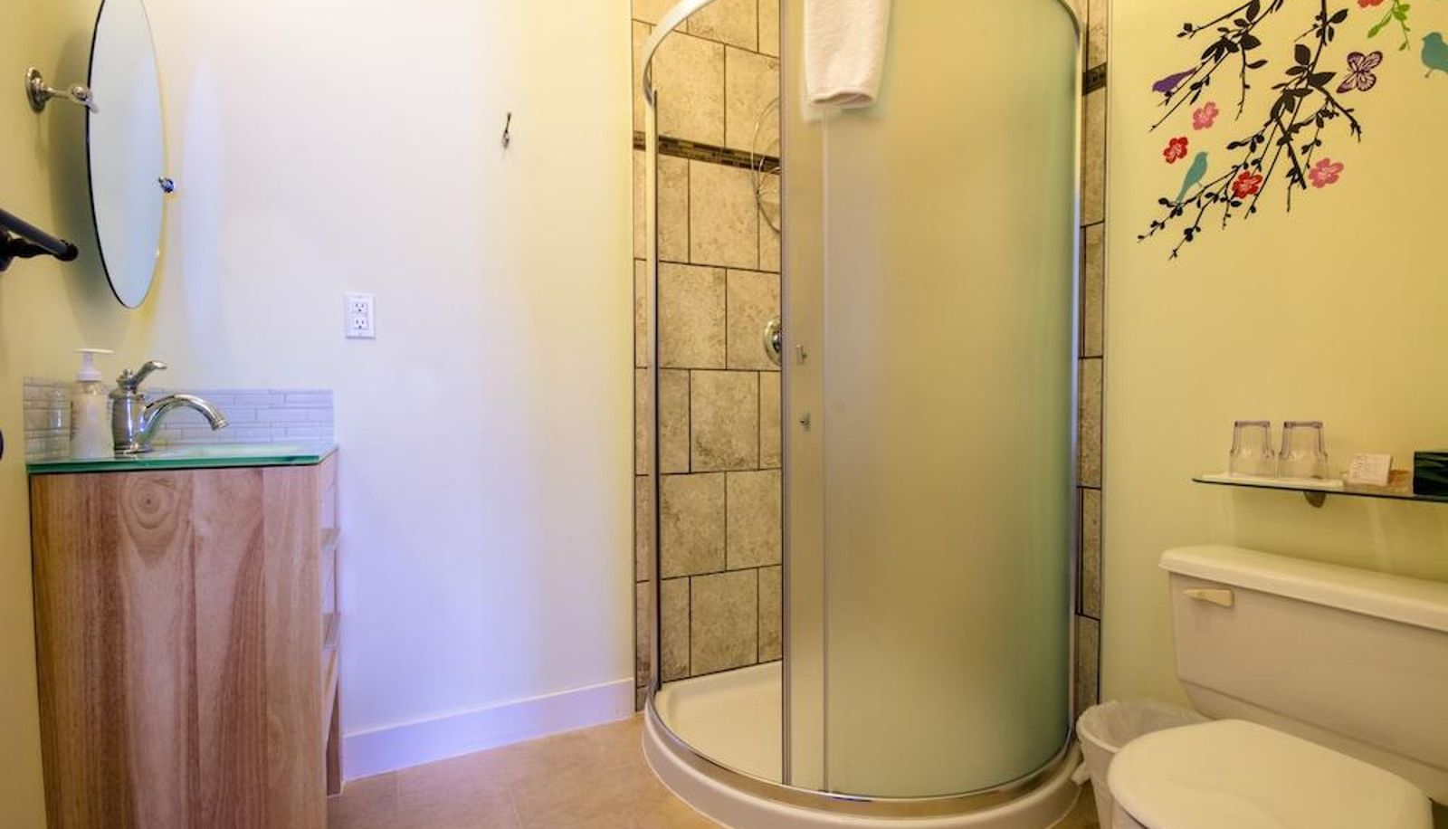 Standard room - Pioneer Guest House