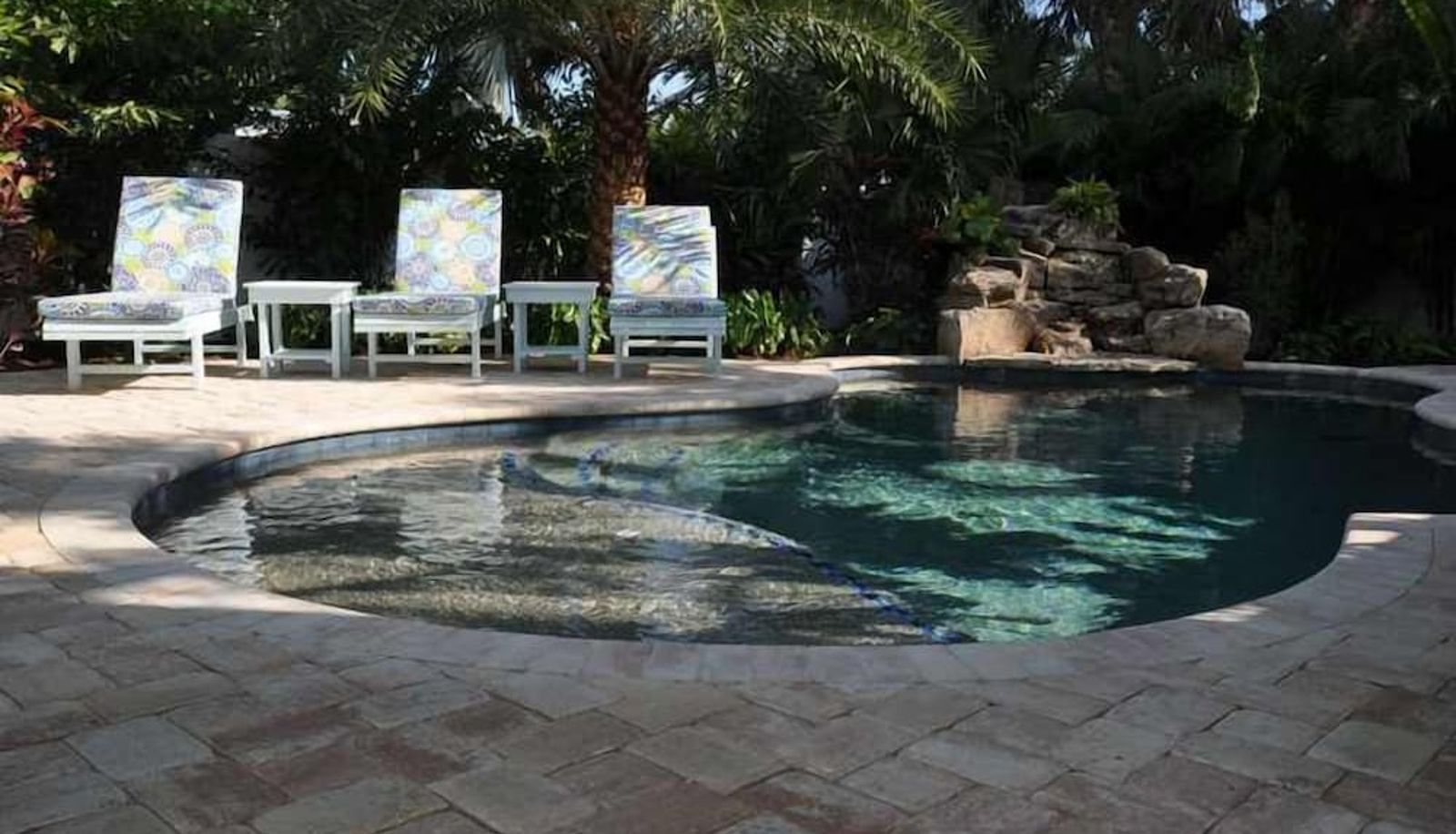 Pool - Lizzie Lu's Island Retreat