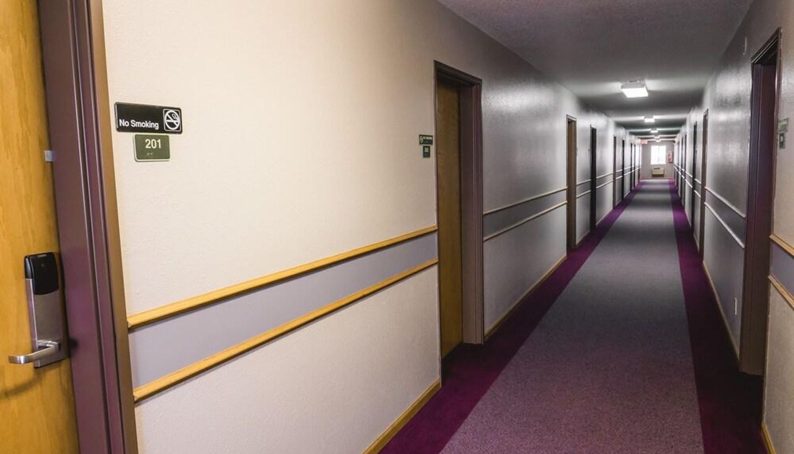 Hotel interior - Cobblestone Inn and Suites