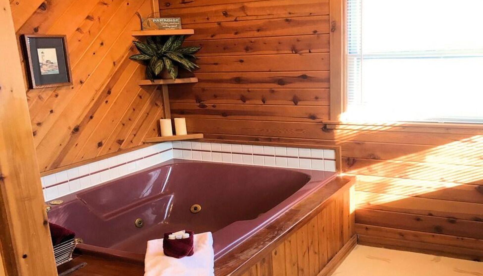 Standard room - Clear Lake Resort