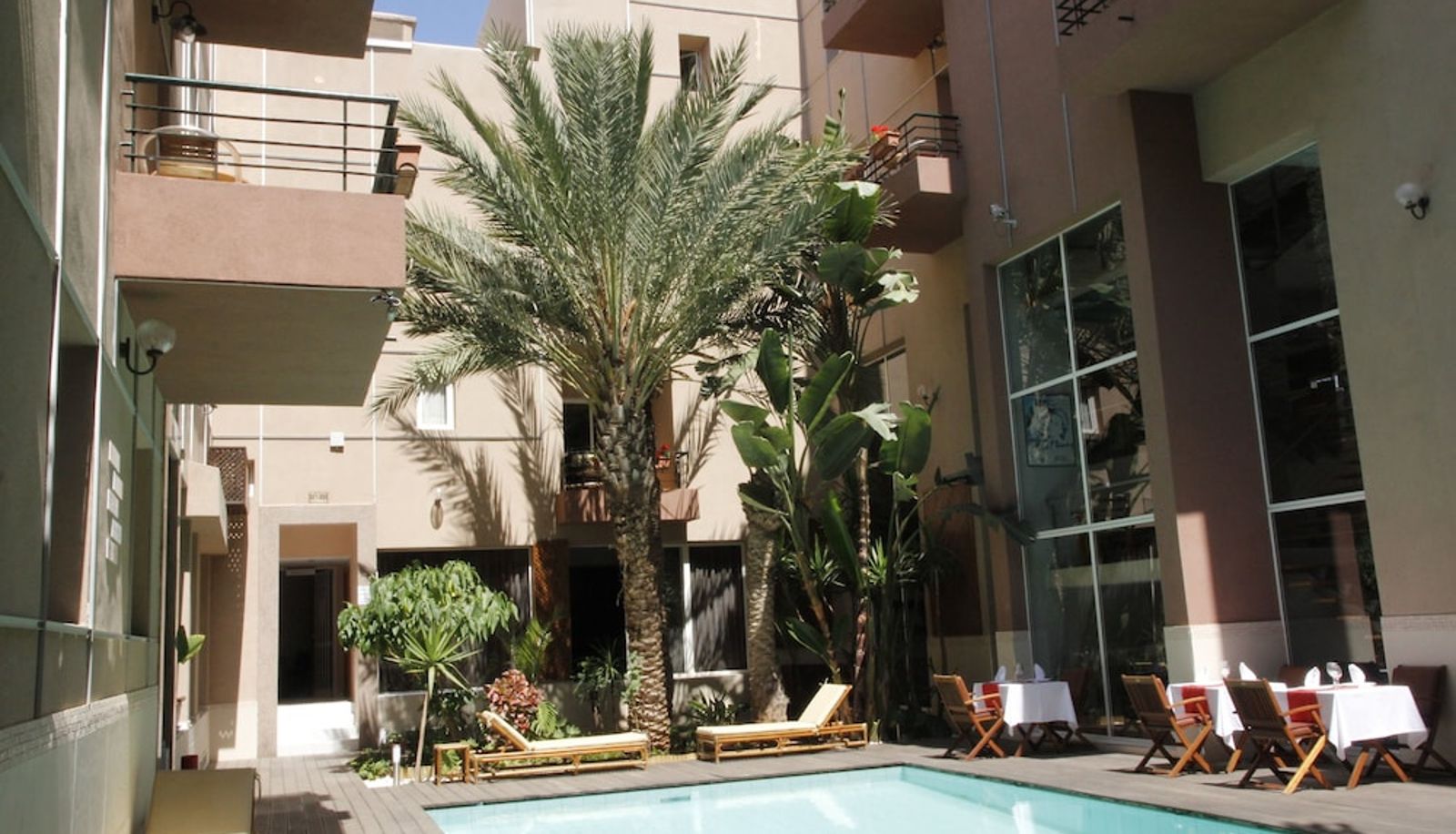 Zwembad - Casablanca Suites & SPA