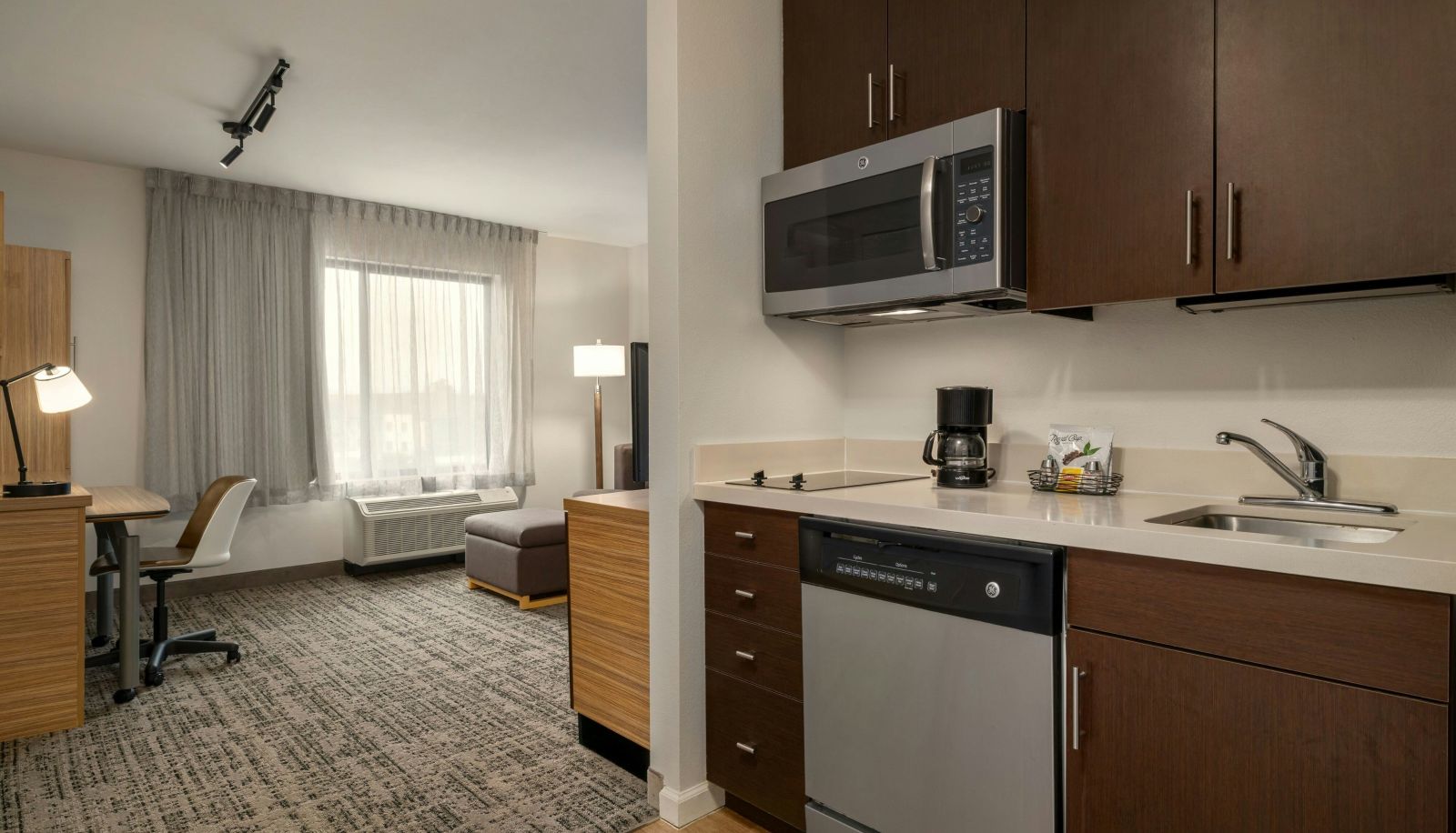 Zimmer - TownePlace Suites by Marriott Alexandria
