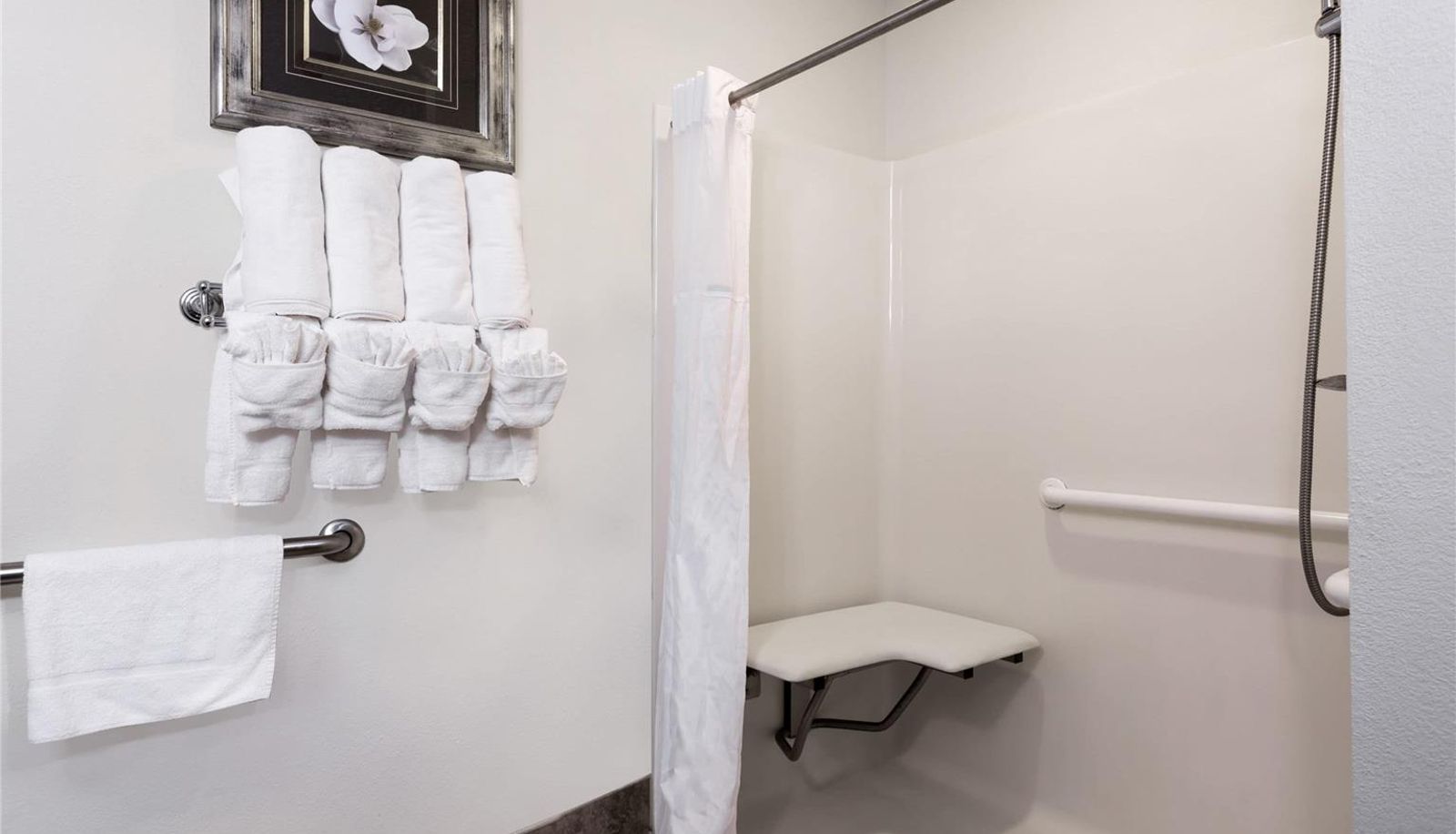 Room - Wingate by Wyndham Athens Near Downtown