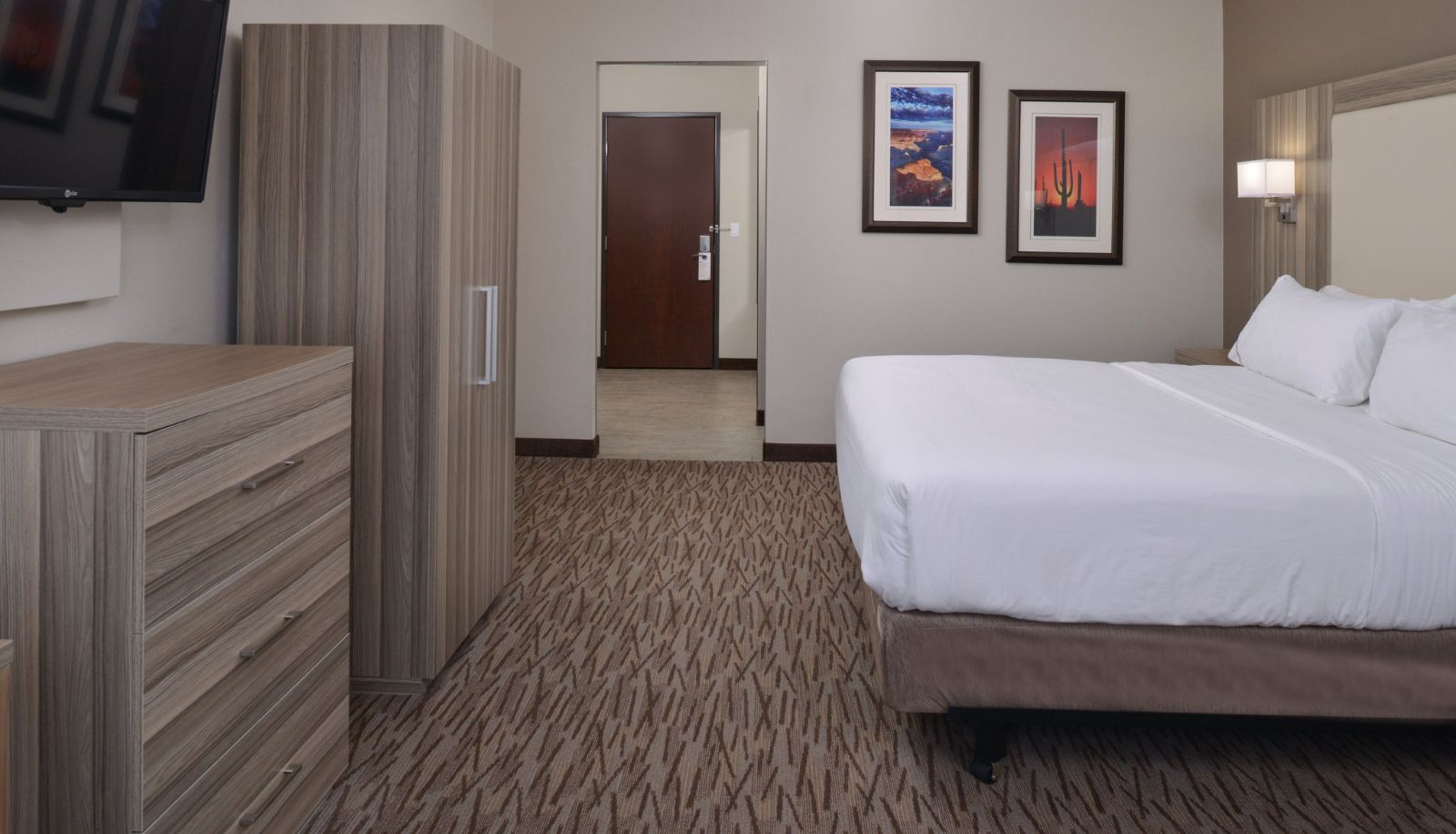 Camera - Holiday Inn Express & Suites WILLIAMS by IHG