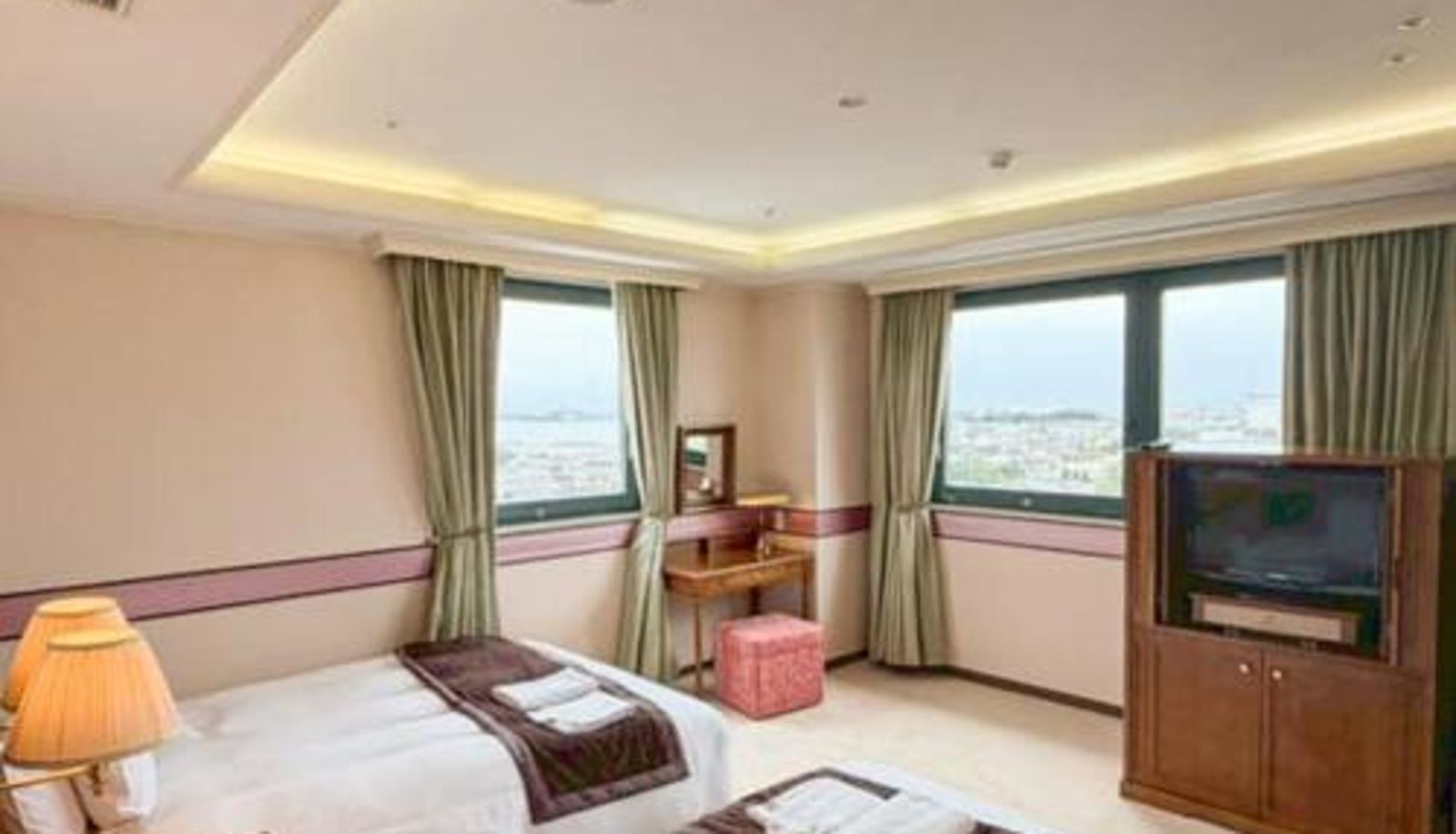Suite - Hotel LiVEMAX Nagasaki Airport
