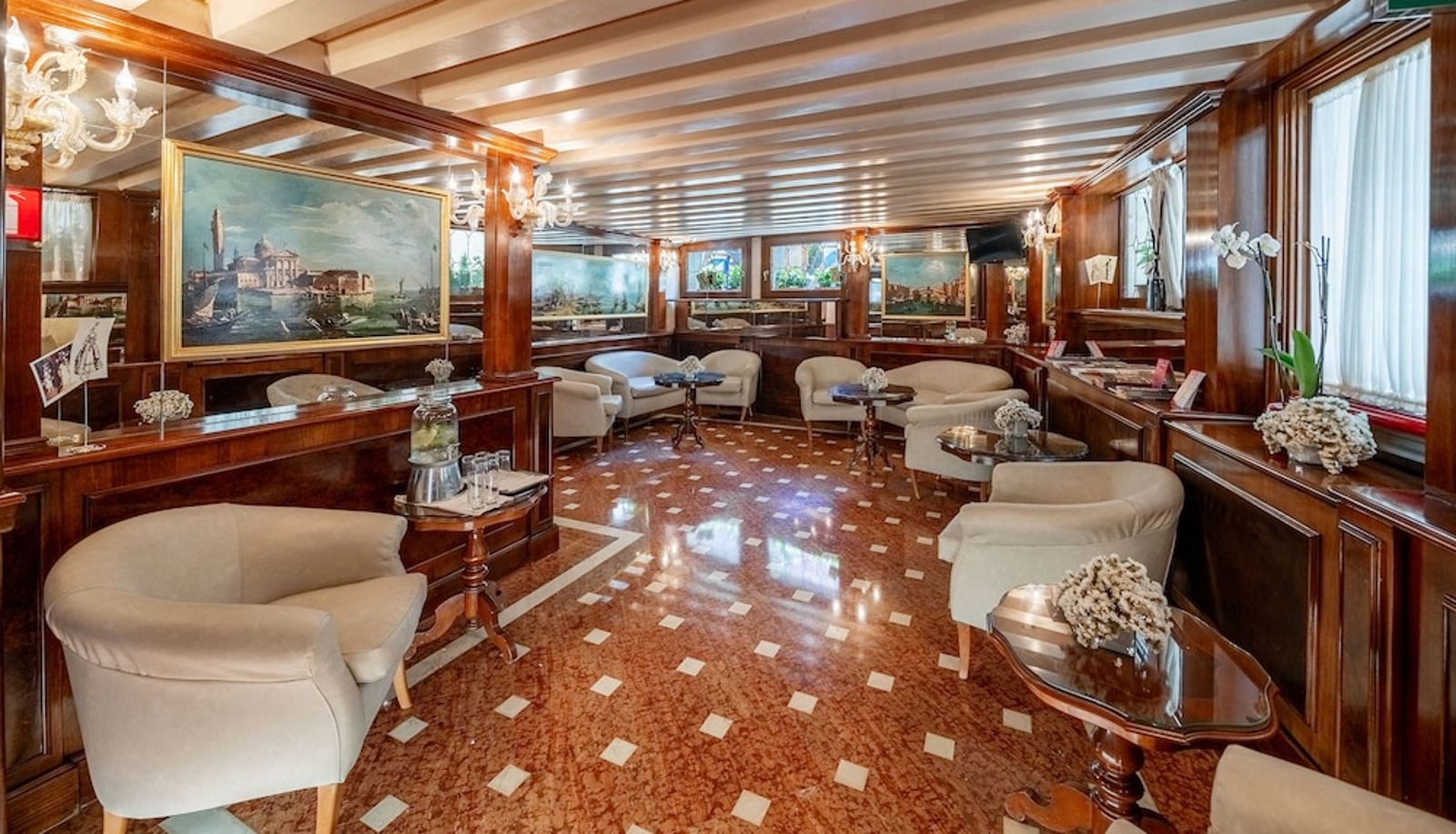 Hall - Colombina Hotel