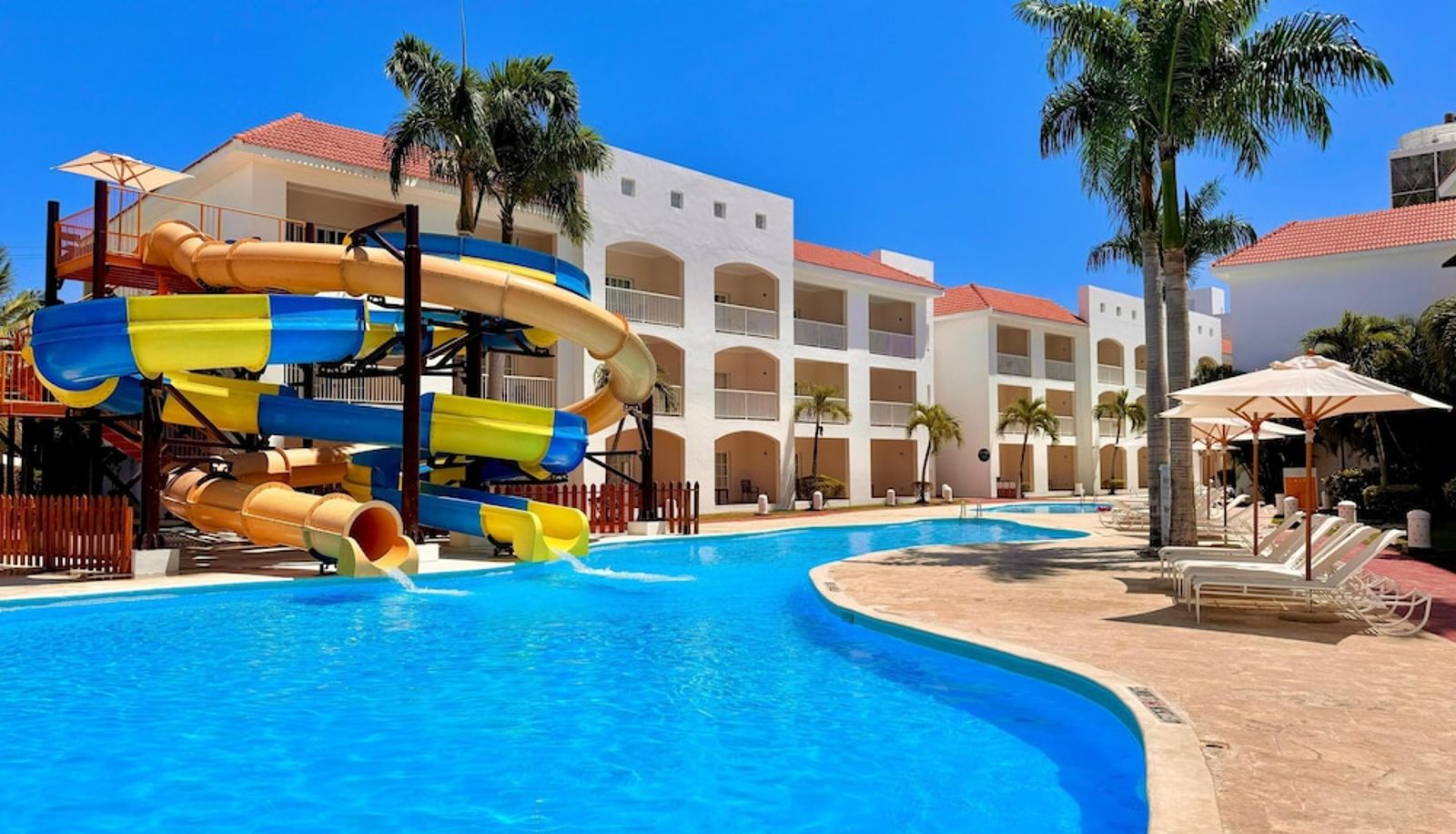 Pool - Sunscape Coco Punta Cana - All Inclusive